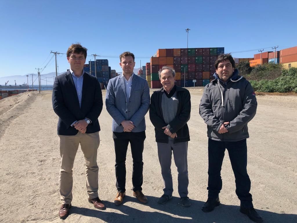 Puerto Angamos recibe en sus instalaciones a consultores del Banco Interamericano de Desarrollo