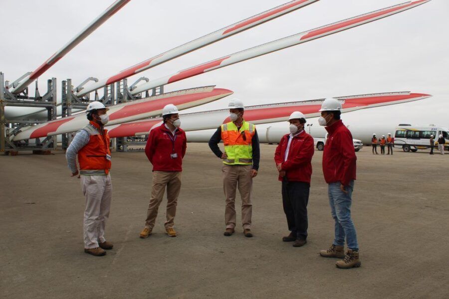 Intendente de Antofagasta visita Puerto Angamos para reconocer el trabajo realizado durante la pandemia