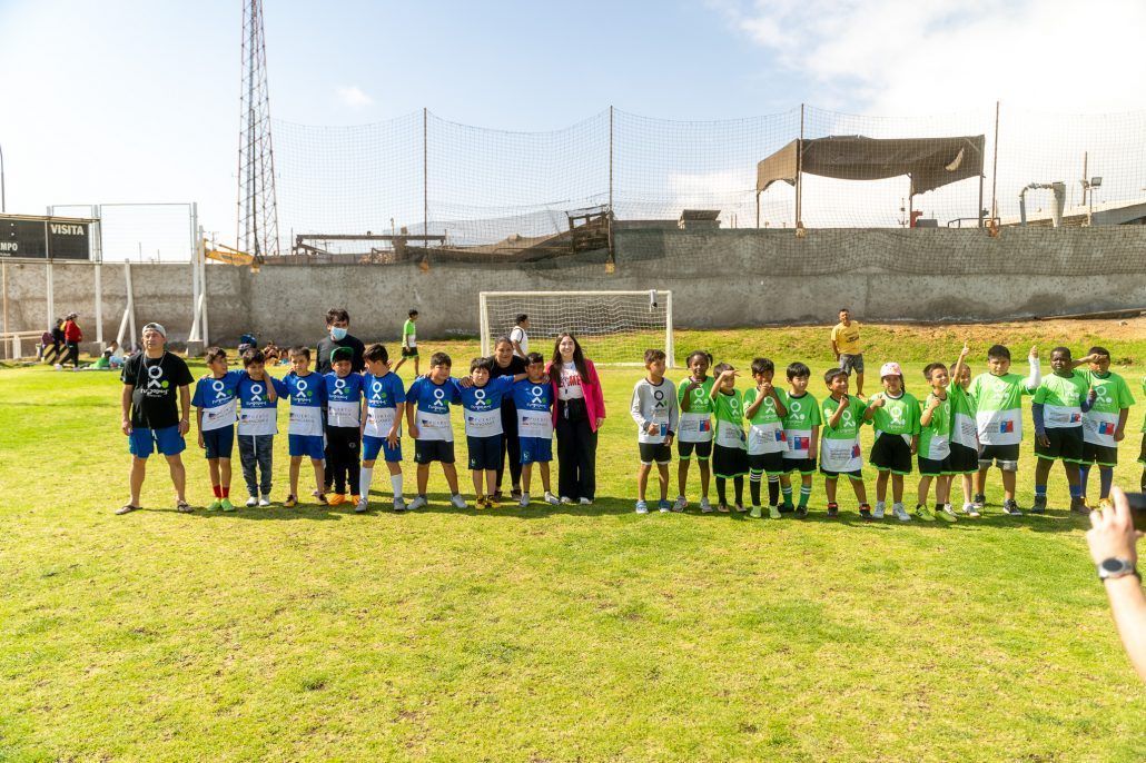 Niños y niñas del Barrio Salvador Allende participaron en la final regional de Fútbol Más